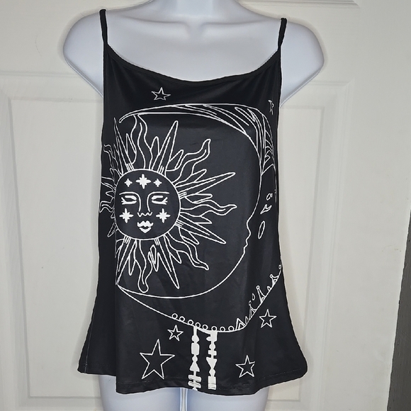 Black Sleeveless Graphic Camisole - Picture 1 of 4